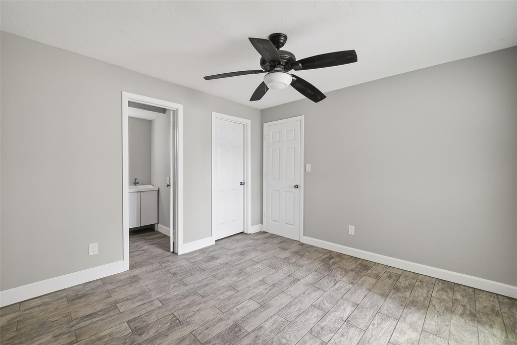 6832 Ave I - Photo 5