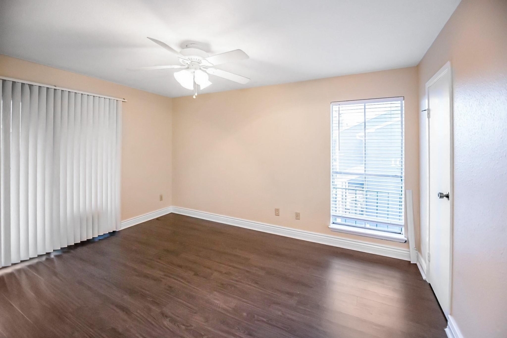 18511 Egret Bay Boulevard - Photo 7