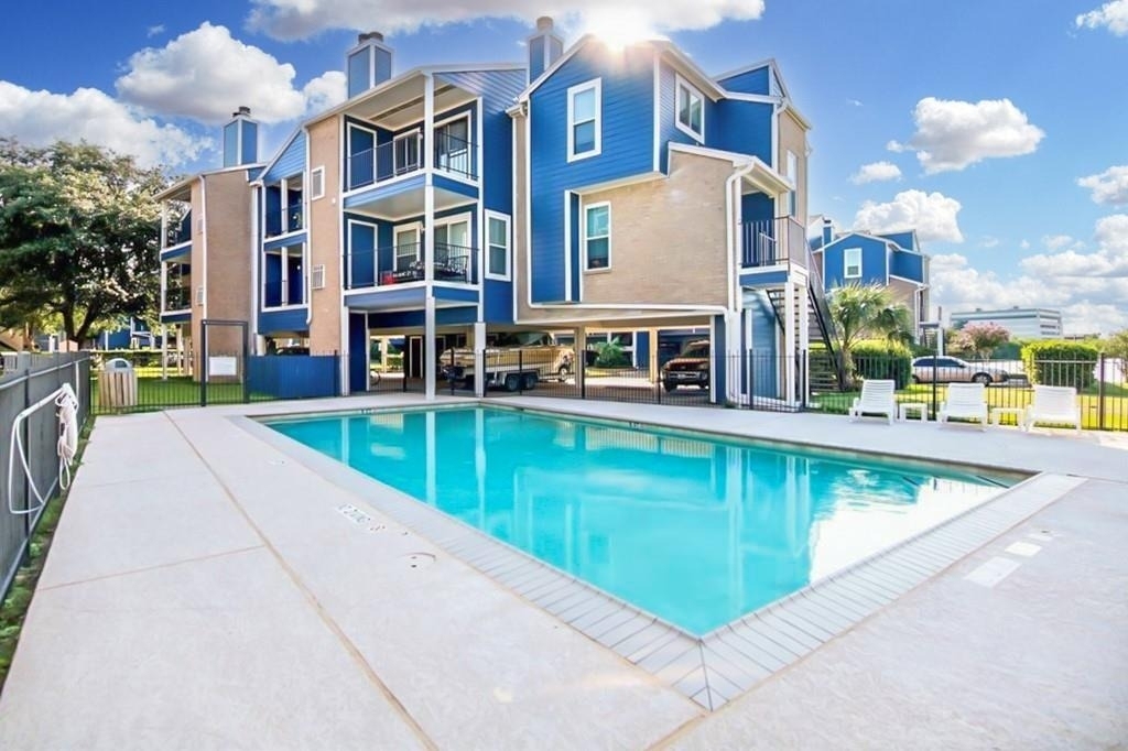 18511 Egret Bay Boulevard - Photo 2