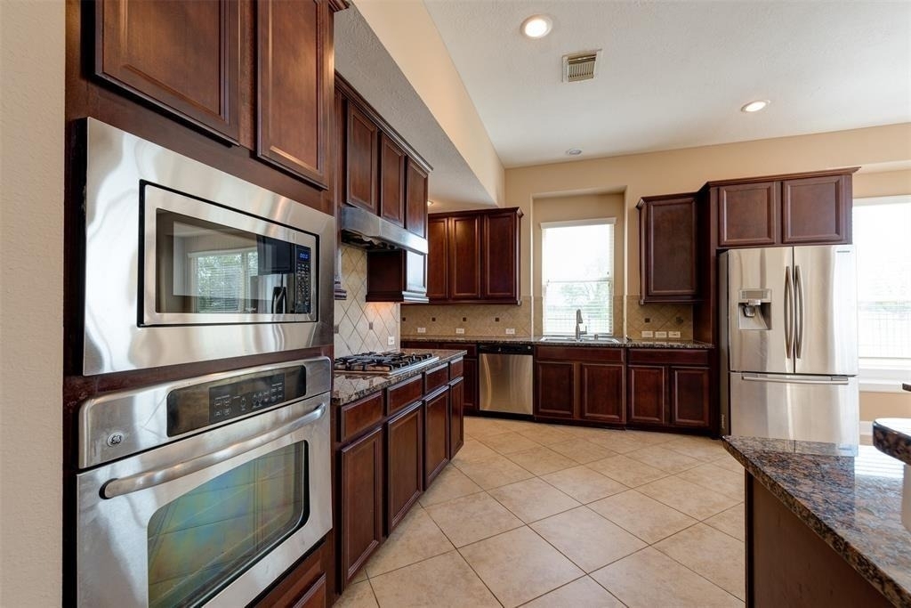 14426 Castlemaine Court - Photo 4
