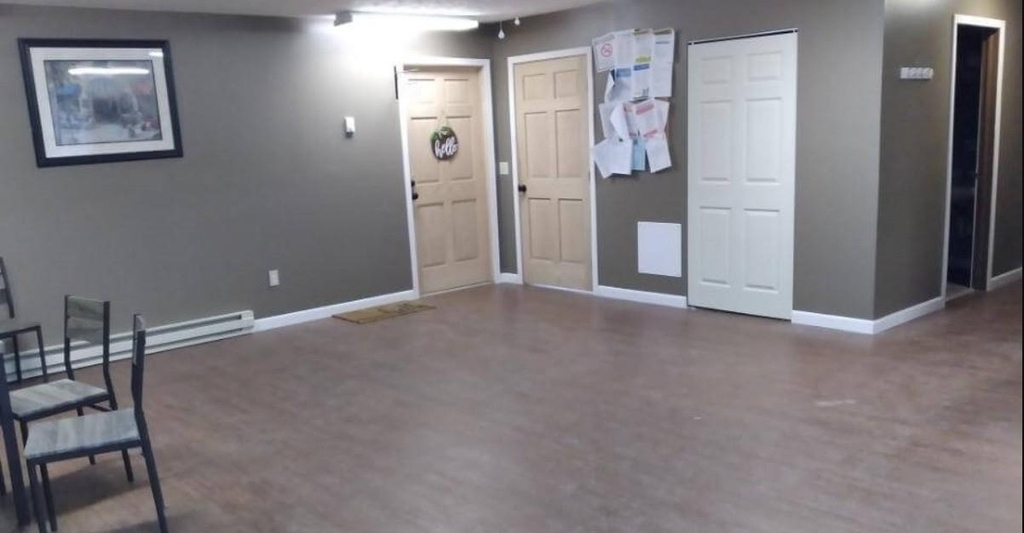 669 Oak Court Drive - Photo 6