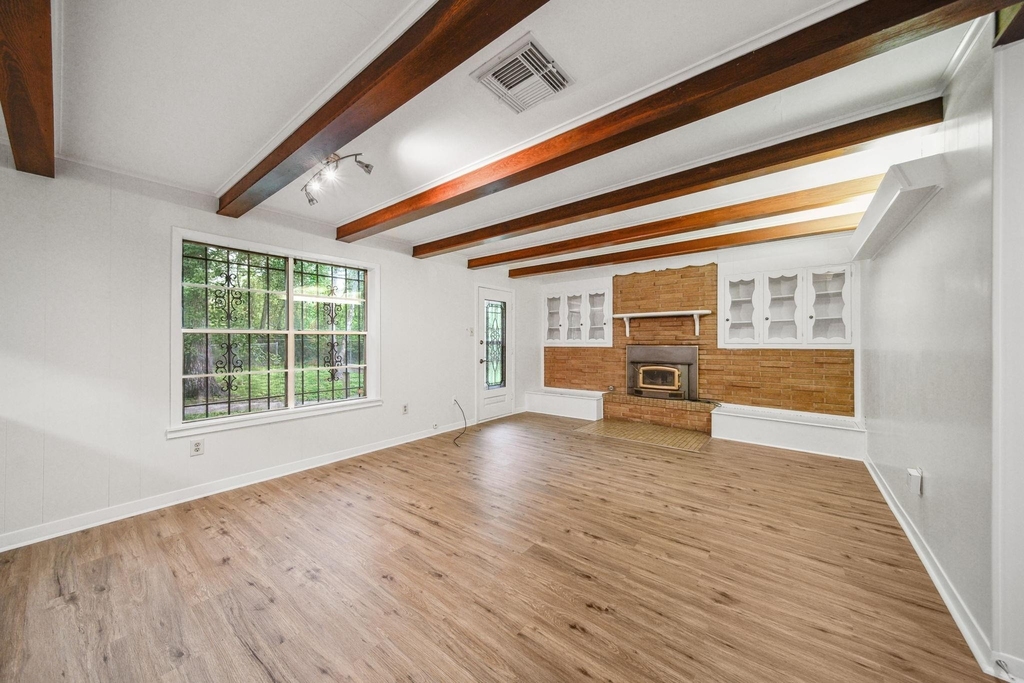 2019 N Thompson Street - Photo 1