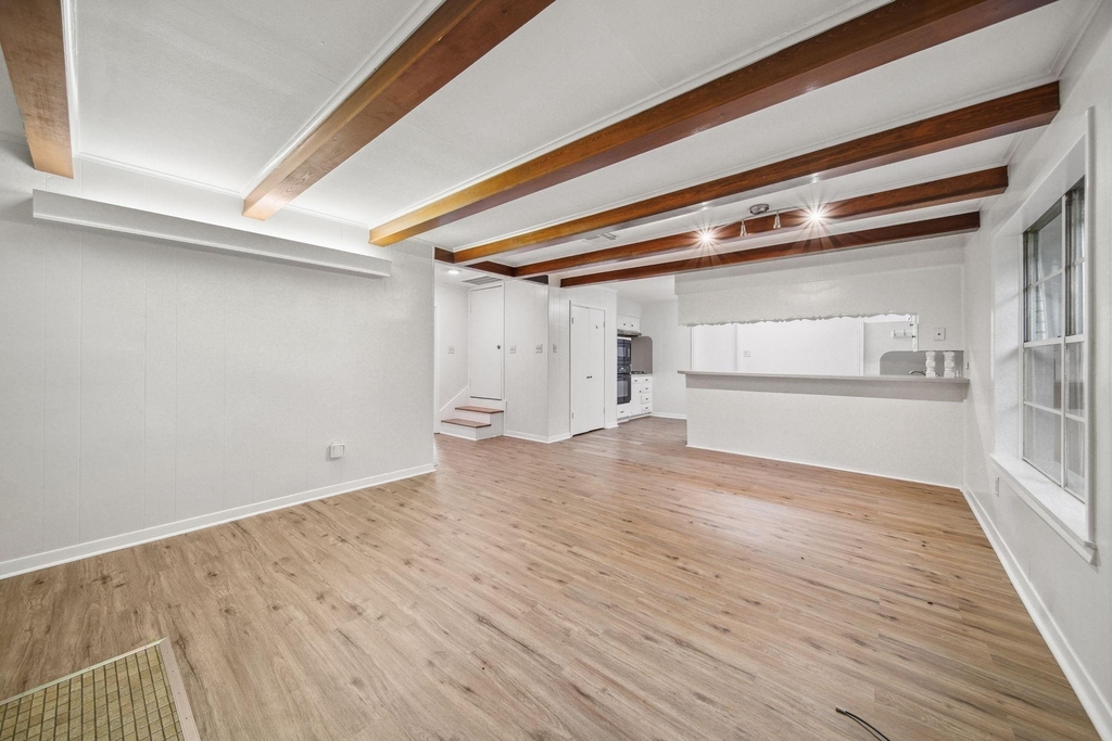 2019 N Thompson Street - Photo 2