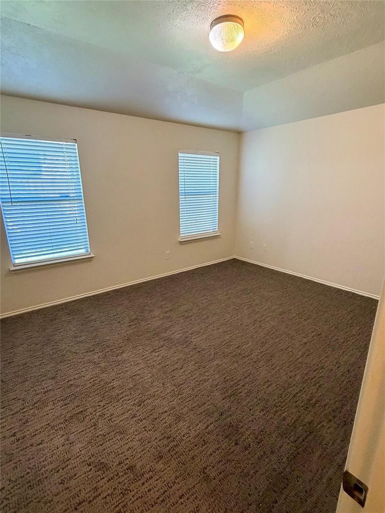 8943 Farm Ridge Lane - Photo 8