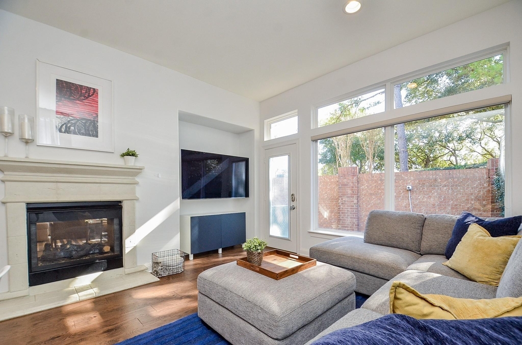 2826 Tudor Manor - Photo 22