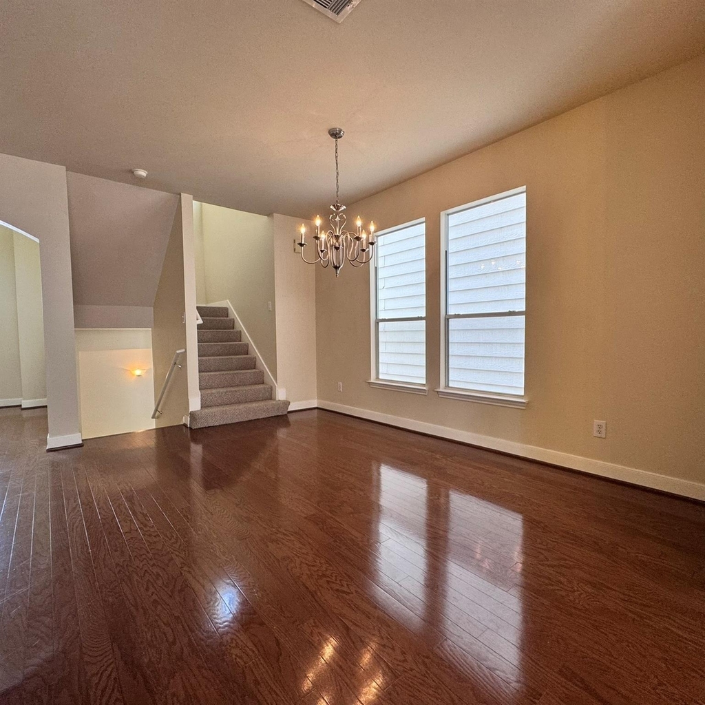 2333 Ann Street - Photo 6