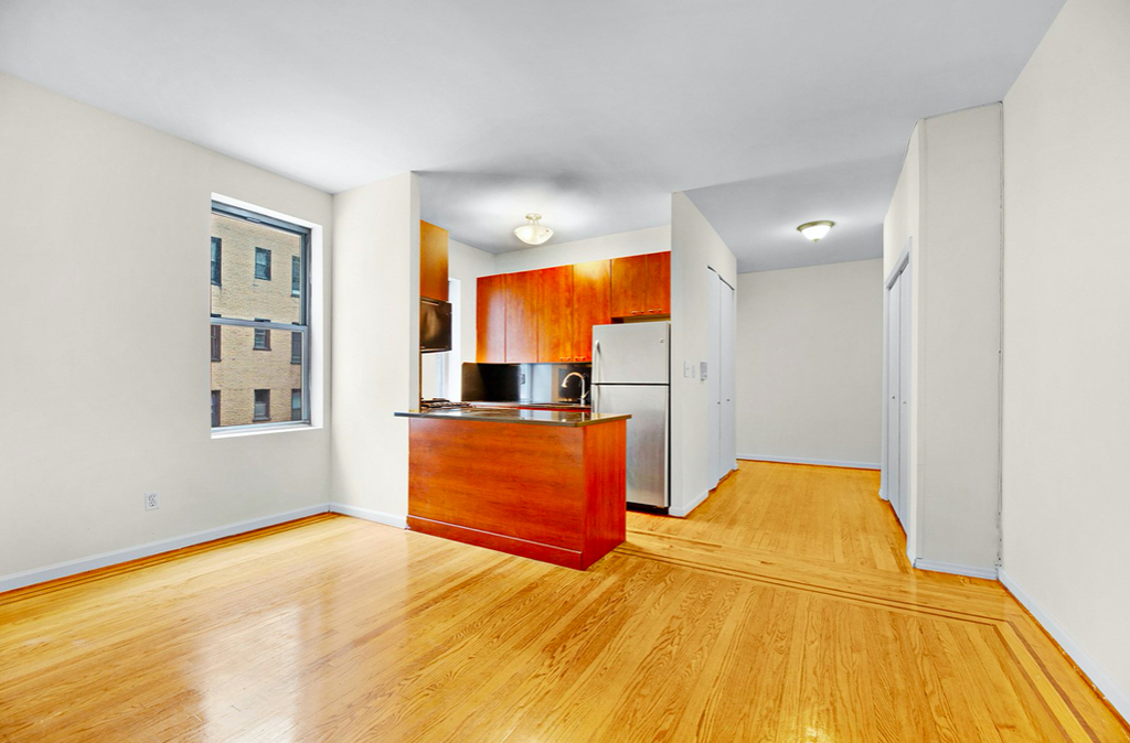 East 31st Street - Photo 0