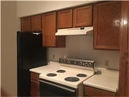 8055 Cambridge Street - Photo 2