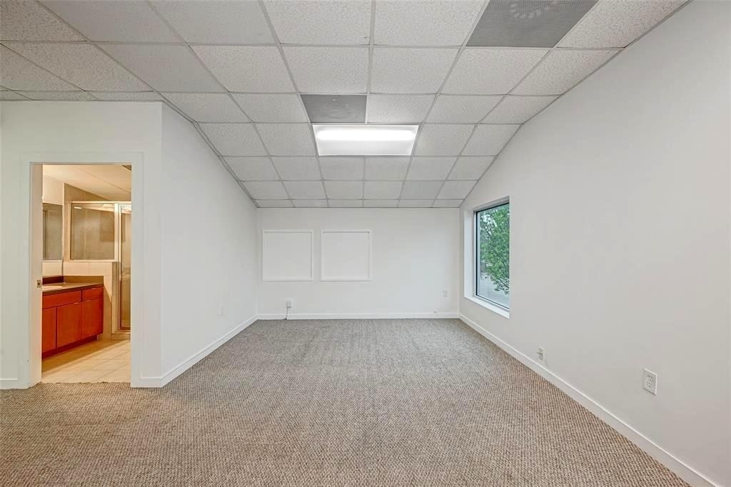 9788 Clarewood Drive - Photo 10