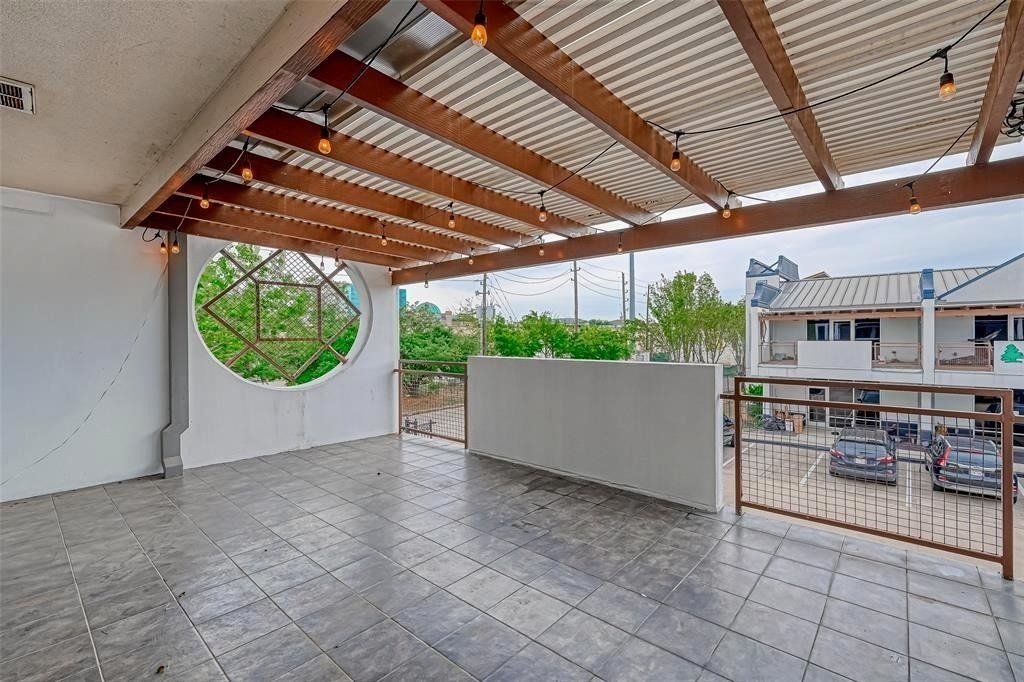 9788 Clarewood Drive - Photo 16