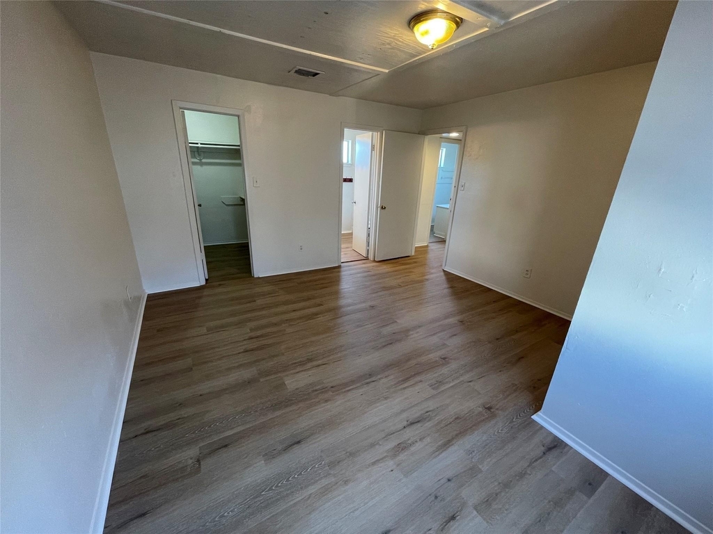 11041 Albury Drive - Photo 7
