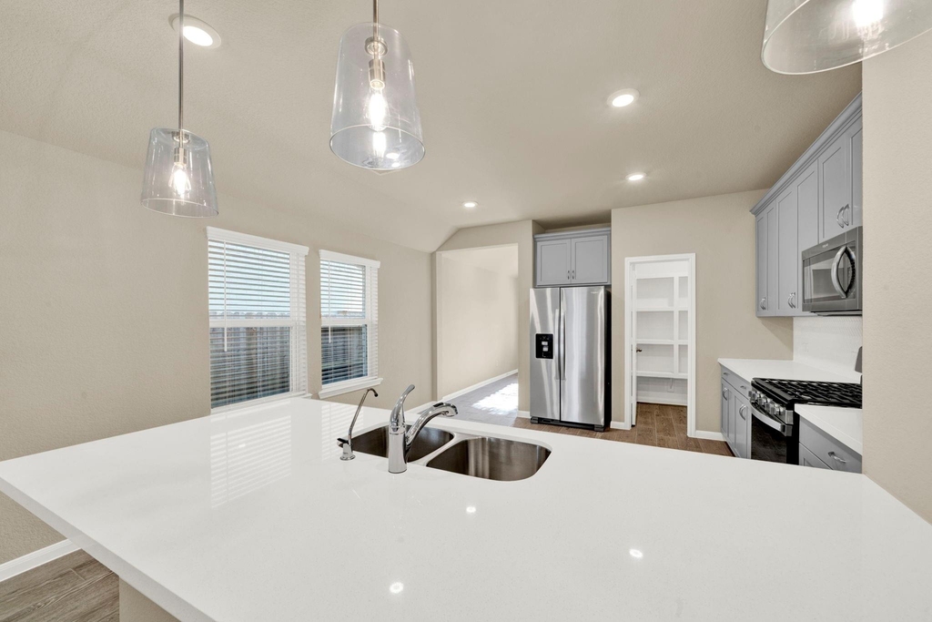 5814 Linda Cove Lane - Photo 6