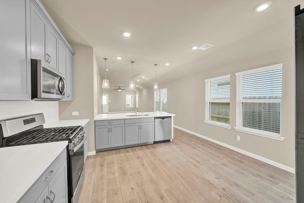 5814 Linda Cove Lane - Photo 7