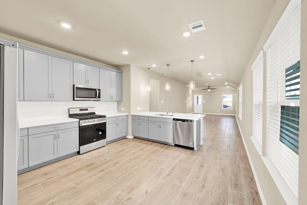 5814 Linda Cove Lane - Photo 4