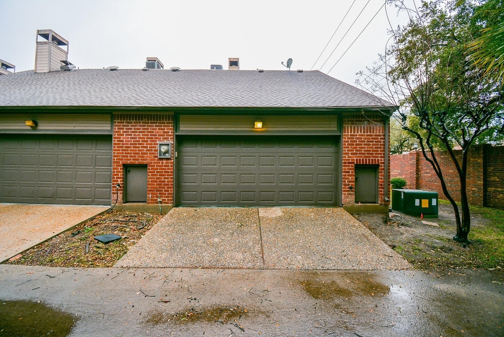 7447 Cambridge Street - Photo 2