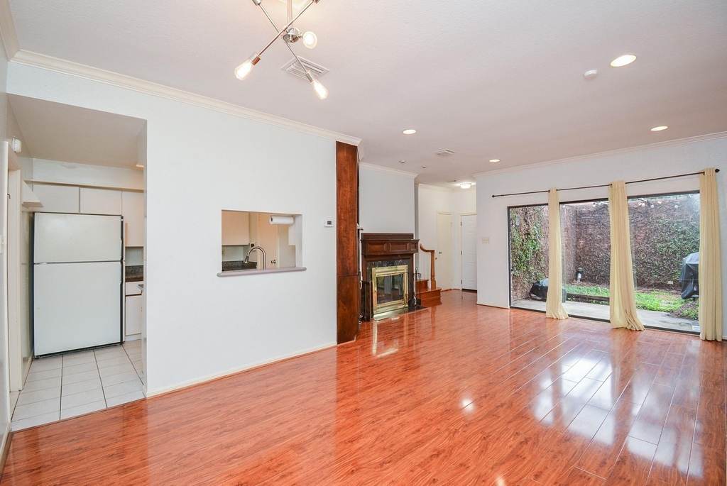 7447 Cambridge Street - Photo 8