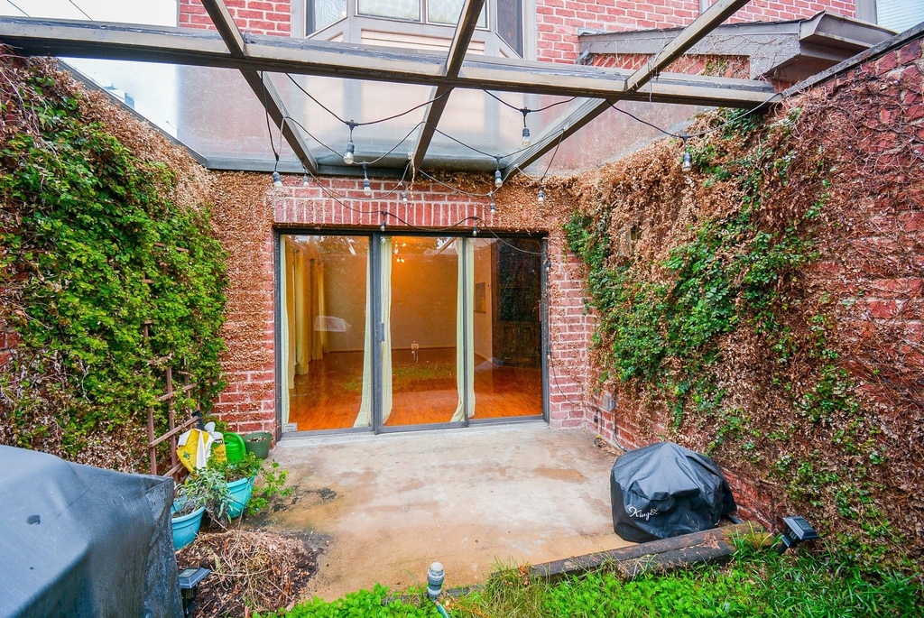 7447 Cambridge Street - Photo 4