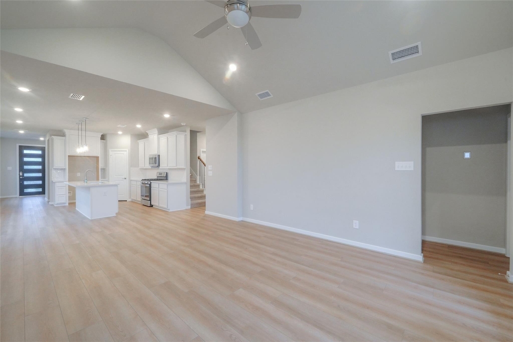 21859 Fitzroy Manor Lane - Photo 7