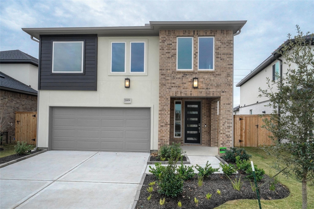 21859 Fitzroy Manor Lane - Photo 0