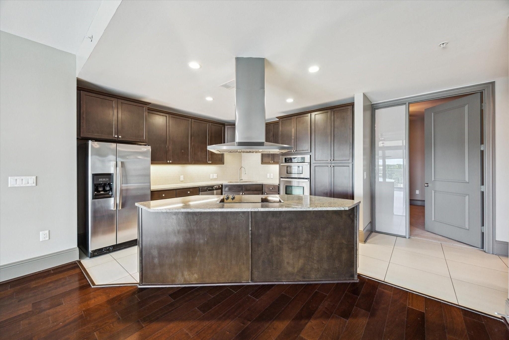 9870 Gaylord Drive - Photo 2