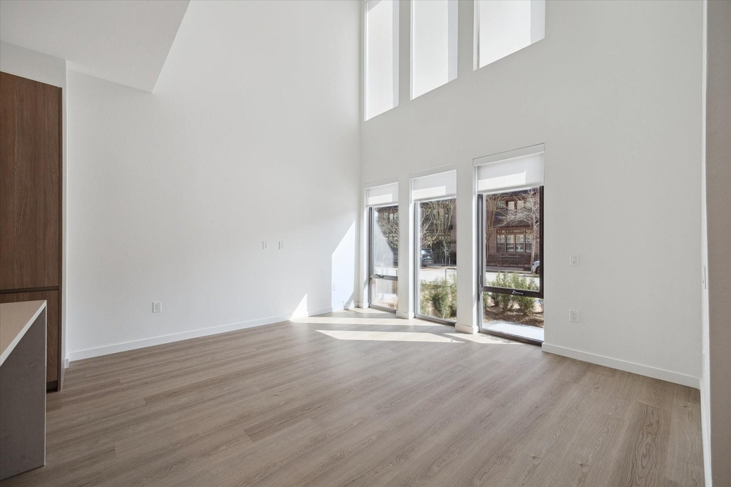 1 Riva Row - Photo 5