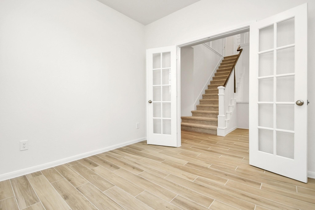 2431 Waybread Lane - Photo 4