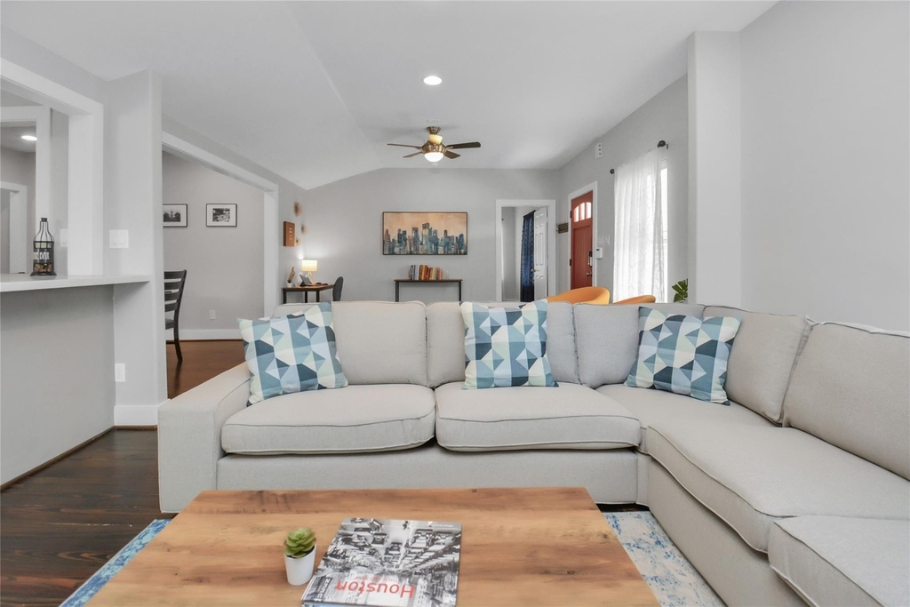 5705 Cochran Street - Photo 5
