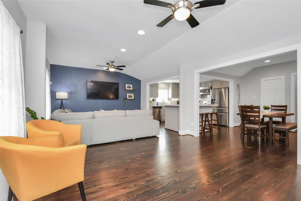 5705 Cochran Street - Photo 6