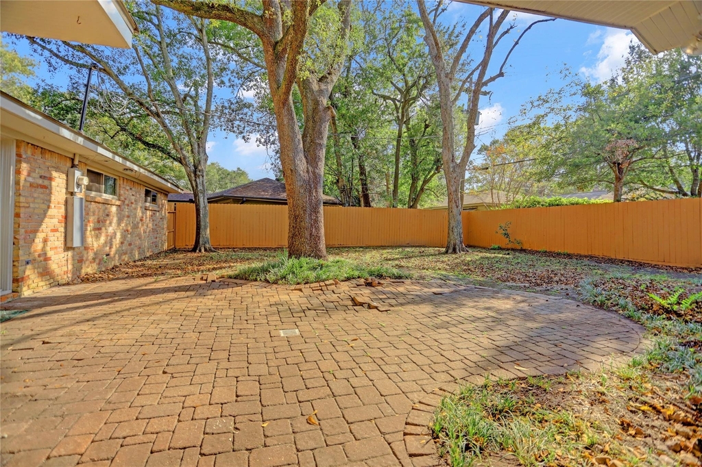 5735 Wigton Drive - Photo 11