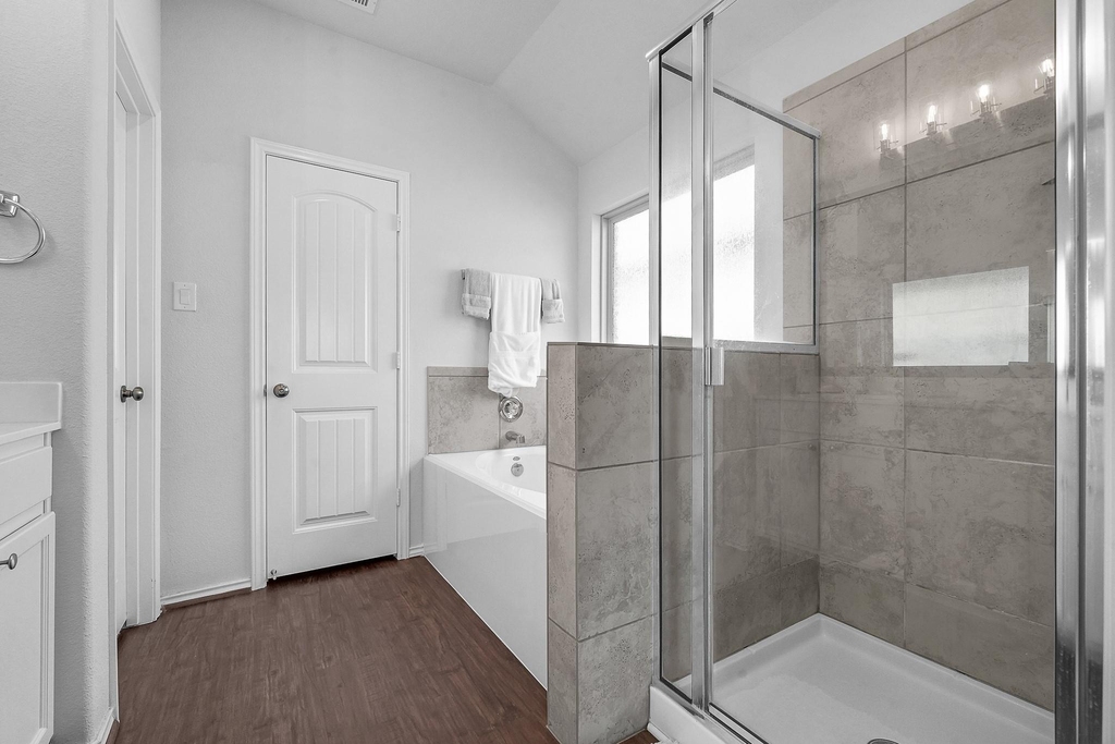 25915 Aura Lake Lane - Photo 18