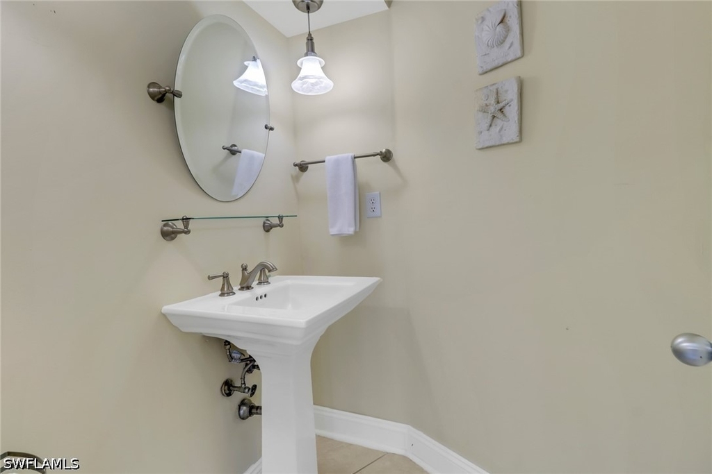 701 N Barfield Drive - Photo 24