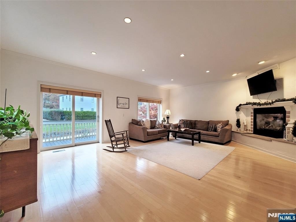 441 Piermont - Photo 5
