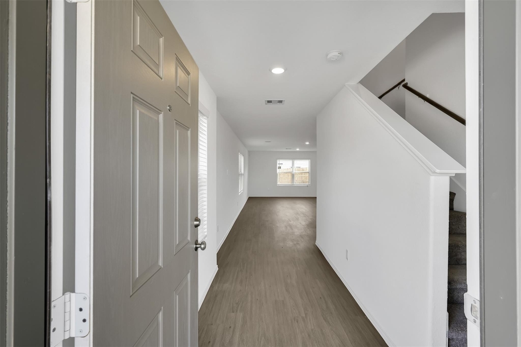 1615 Oleander Greens Drive - Photo 3