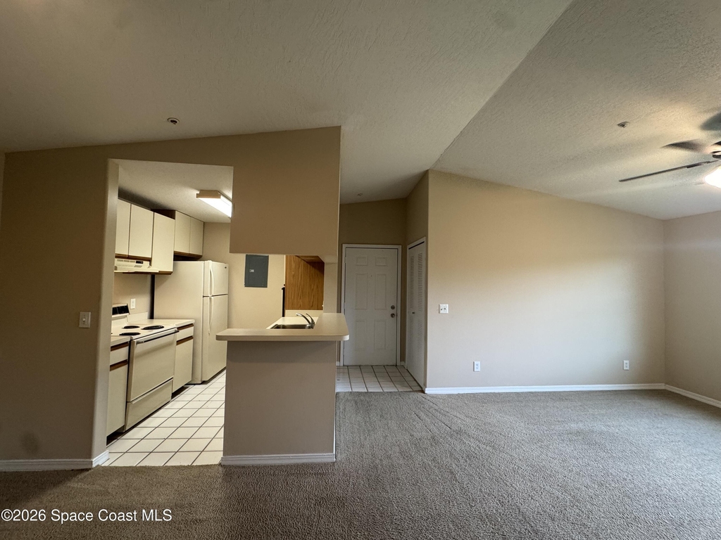 7667 N Wickham Road - Photo 5