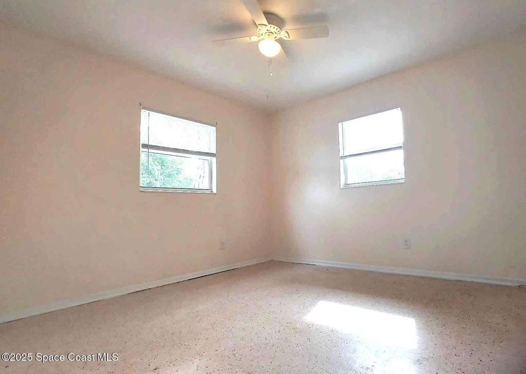 1706 Pineda Street - Photo 3