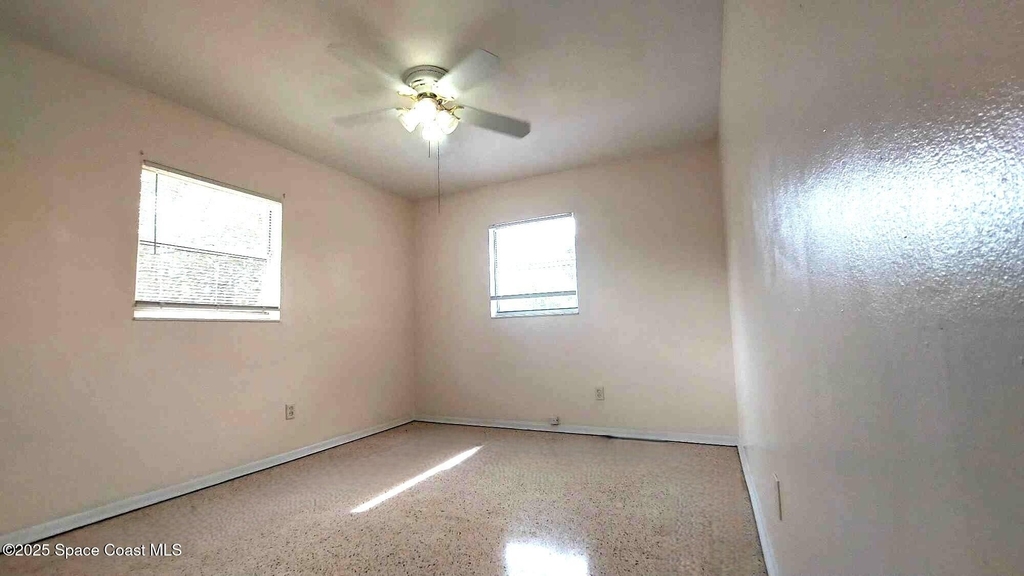 1706 Pineda Street - Photo 5