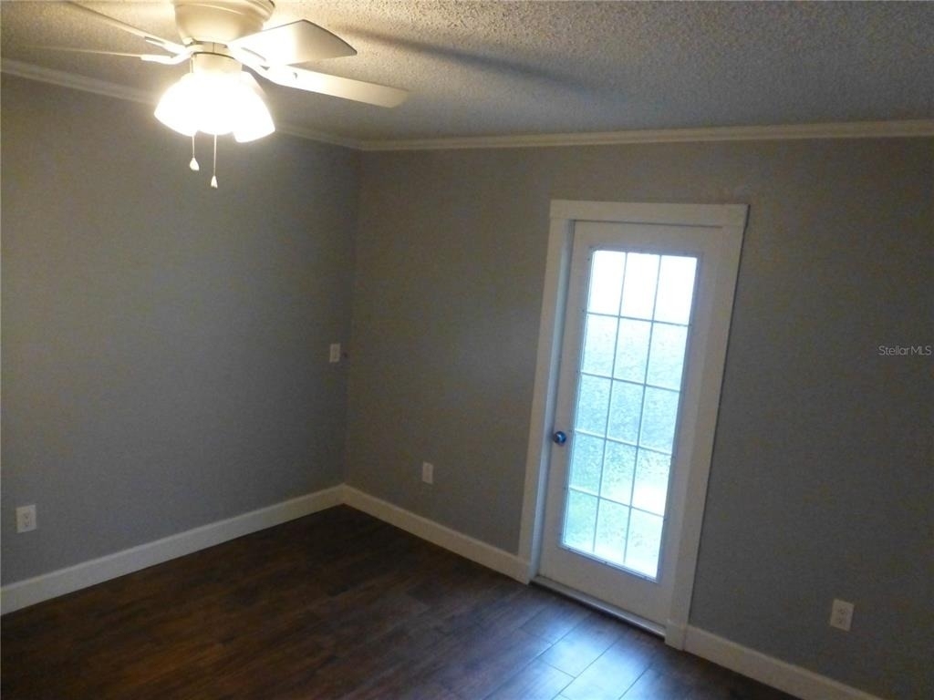 1890 Wolford Road - Photo 12