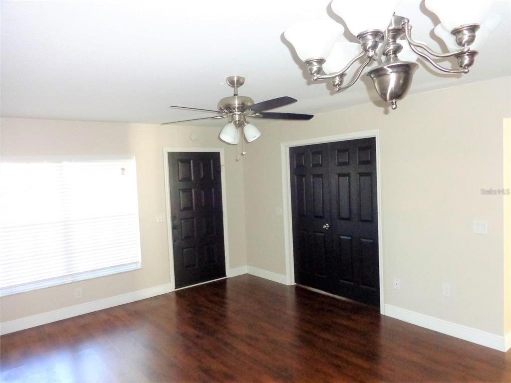 7910 Hardwick Drive - Photo 5