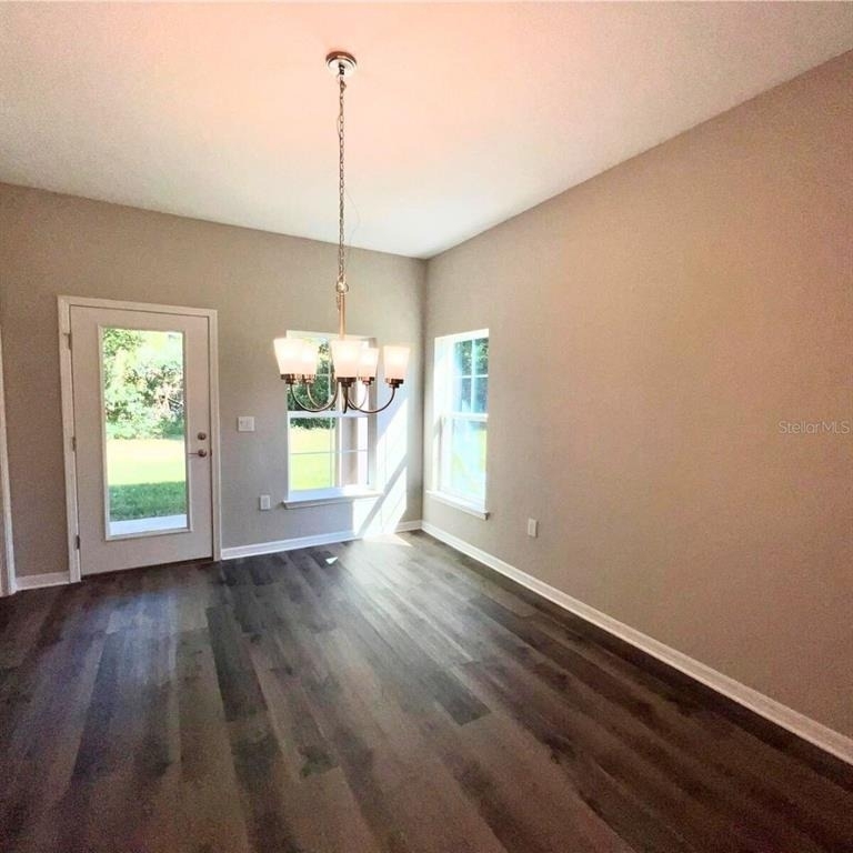 1335 W Walnut Street - Photo 3