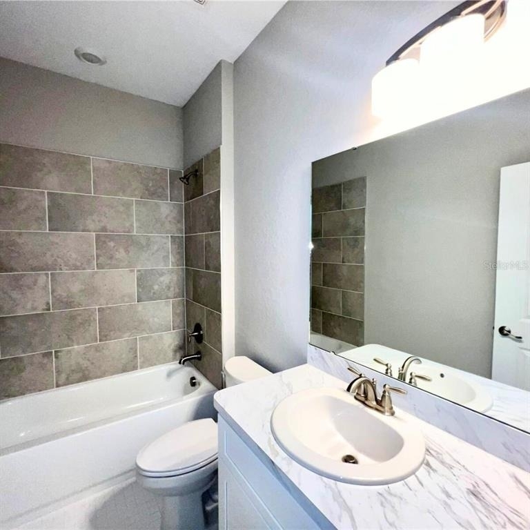 1335 W Walnut Street - Photo 6