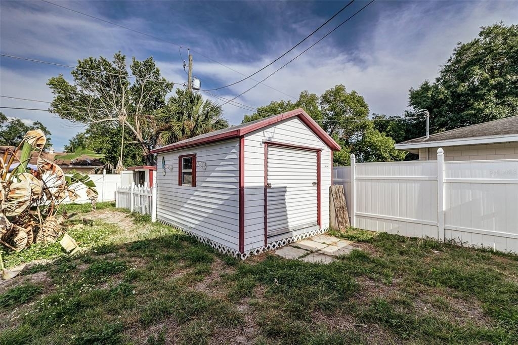 408 Lake Ned - Photo 21
