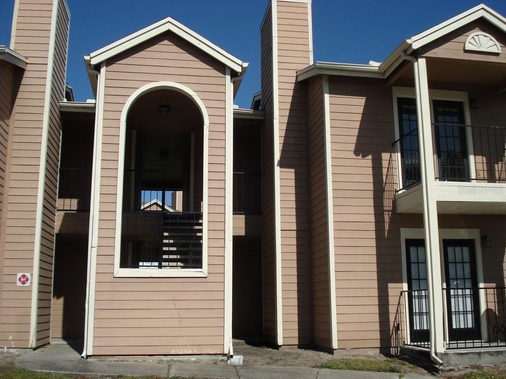 2550 N Alafaya Trail - Photo 0