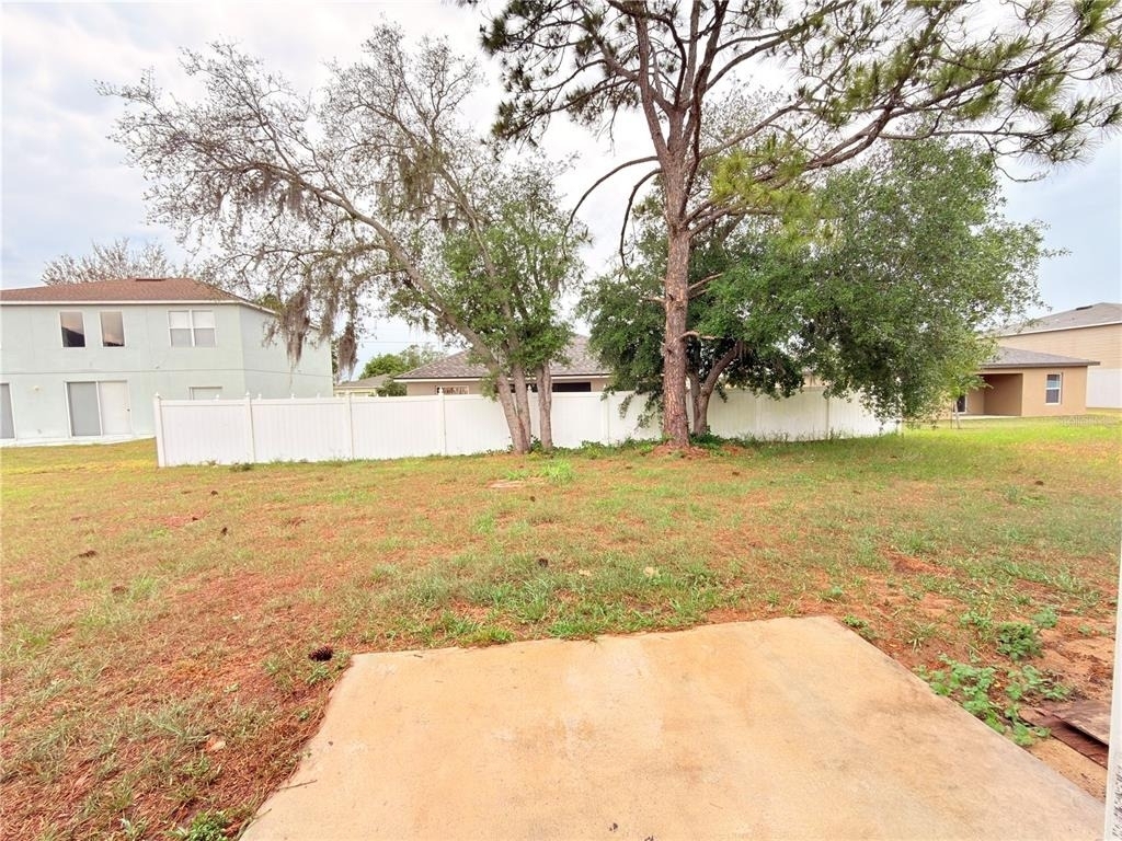 733 James Court - Photo 14