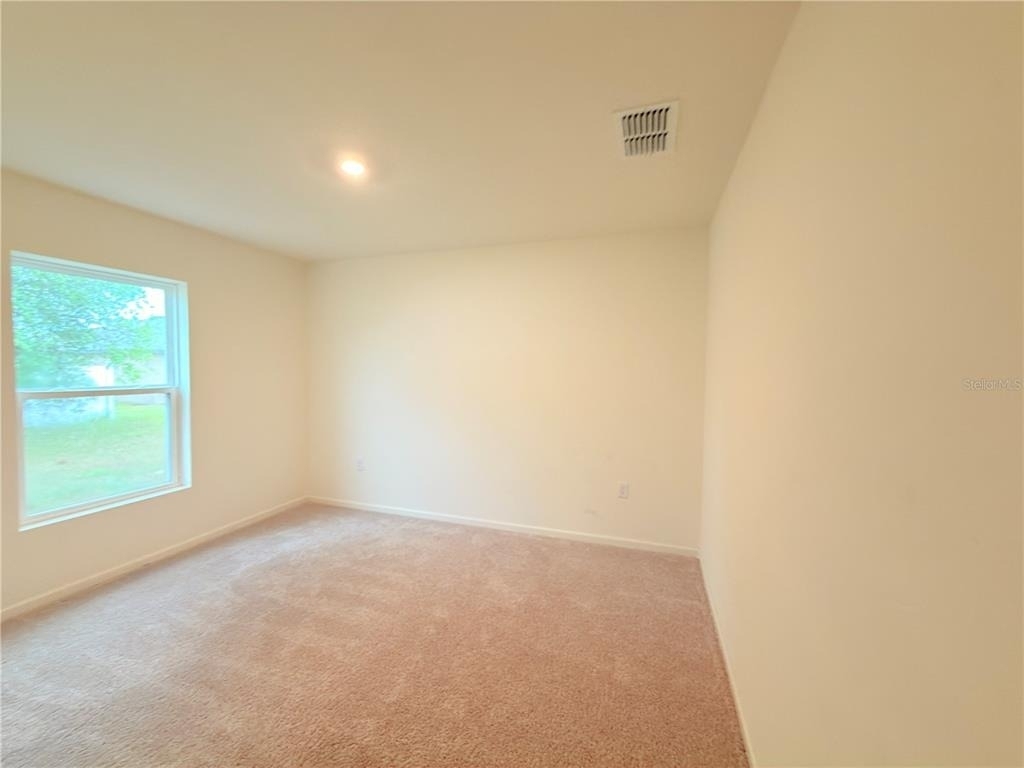 733 James Court - Photo 10