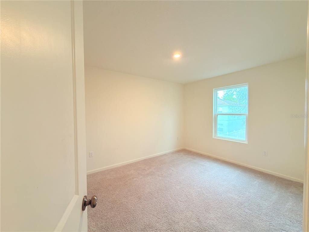 733 James Court - Photo 20