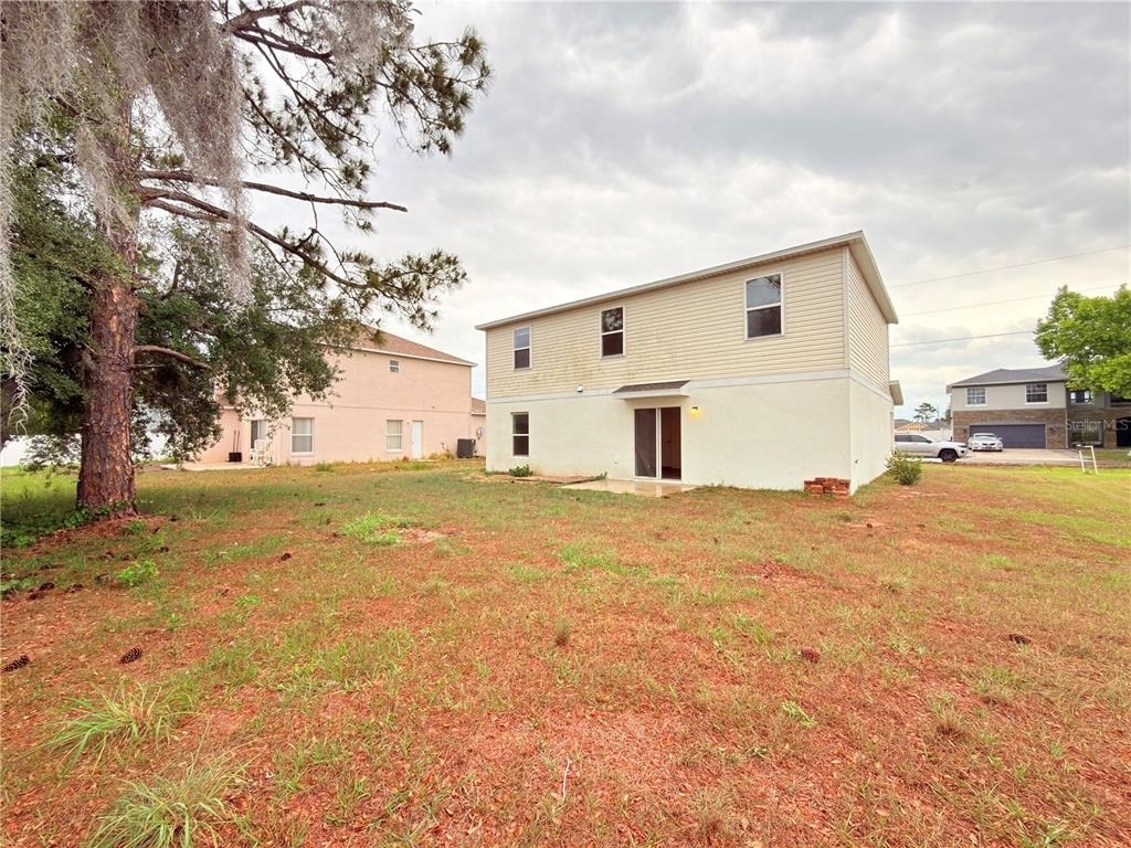 733 James Court - Photo 12