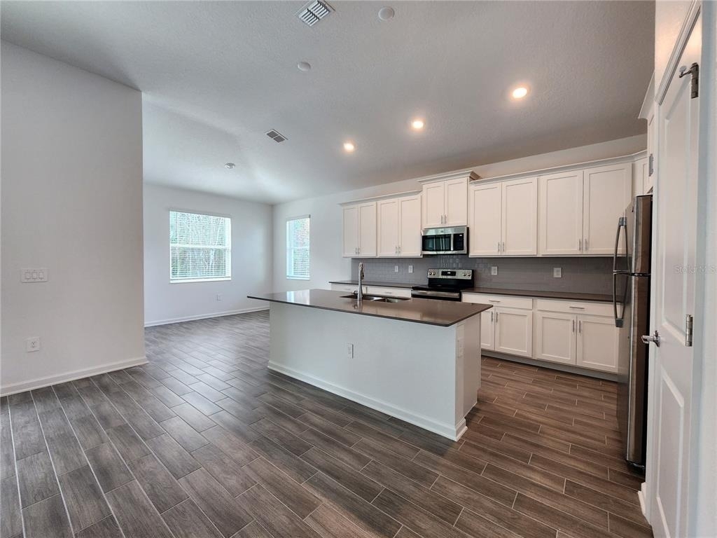6278 Lakepine Street - Photo 4