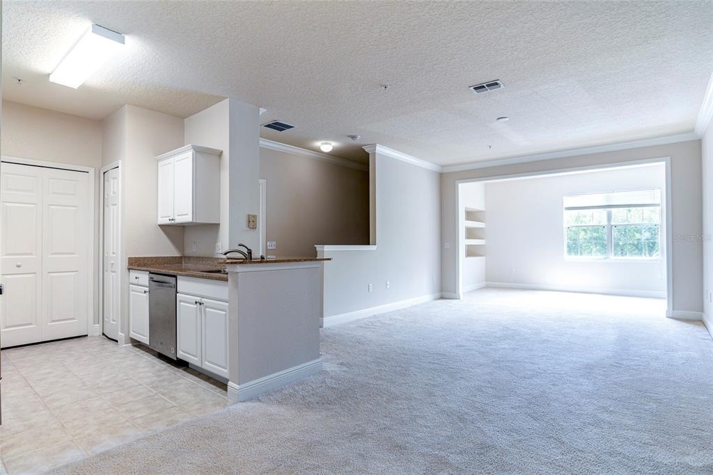 417 Southern Pecan Circle - Photo 0