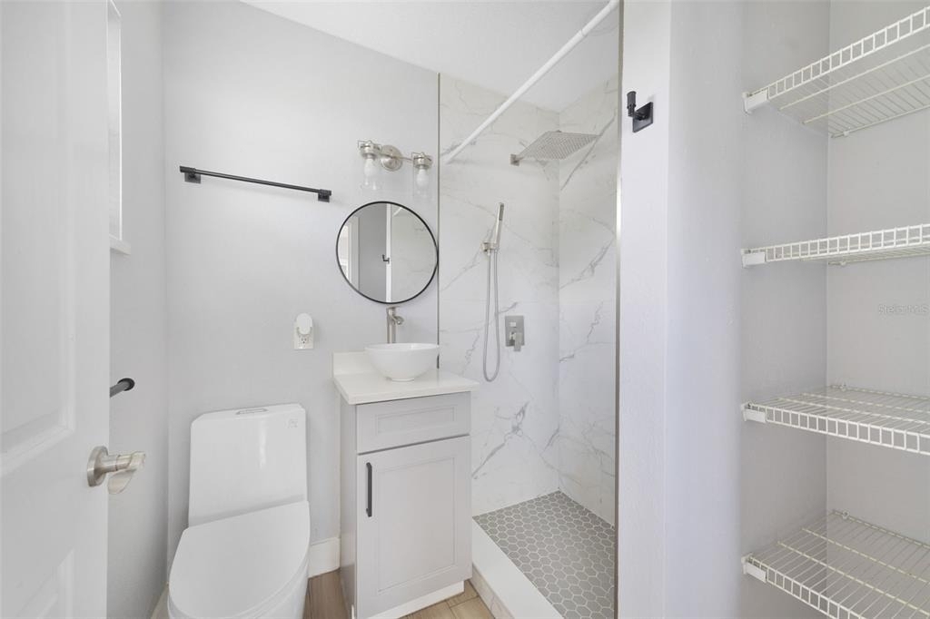4521 Edgewater Drive - Photo 11
