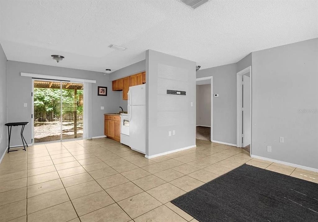 15115 Omaha Street - Photo 1